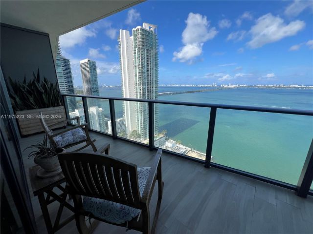 Квартира в аренду номер3405 - фото 7493433