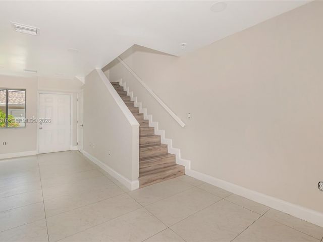 Дом в аренду по адресу 813 NW 3rd Ave 813 - фото 7483286