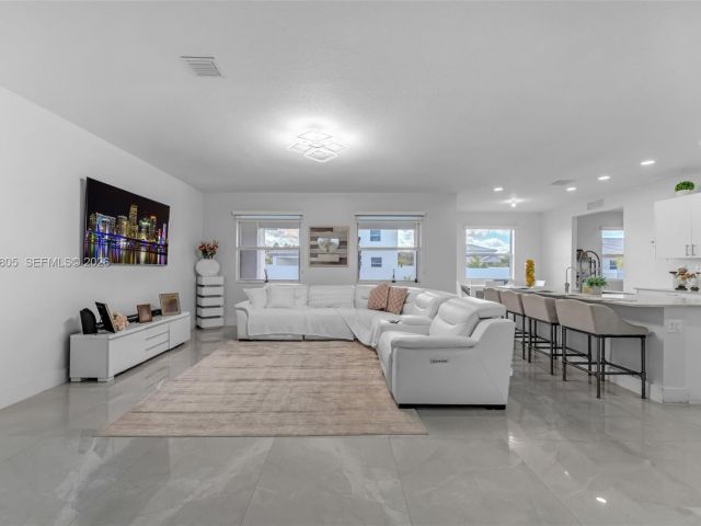 Дом в аренду по адресу 19866 SW 320th St 0 - фото 7460214