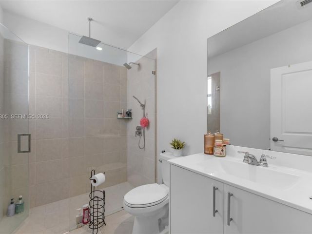 Дом в аренду по адресу 19866 SW 320th St 0 - фото 7460226