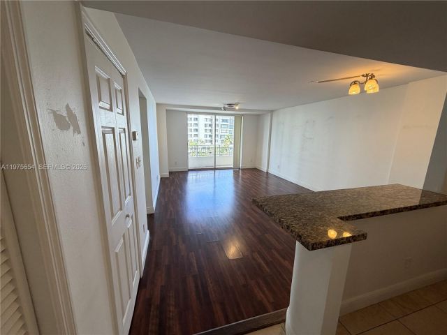 Квартира в аренду номер707 - фото 7479090