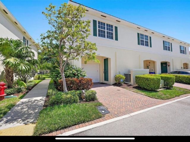 Дом в аренду по адресу 259 SW 7th Ct - фото 7478644