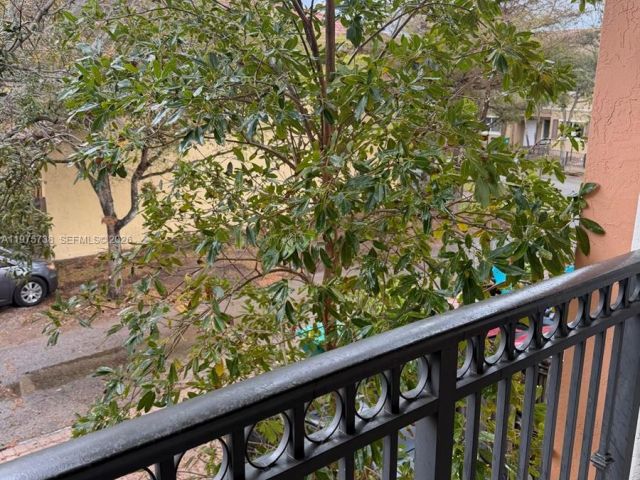 Дом в аренду по адресу 11269 SW 231st LN - фото 7465344