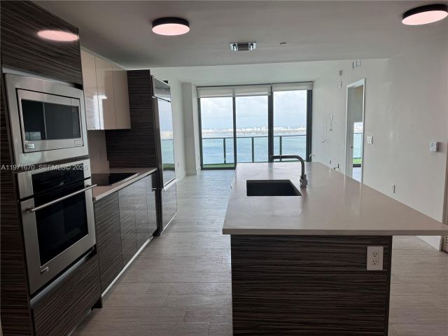 Квартира в аренду номер3906 - фото 7493376