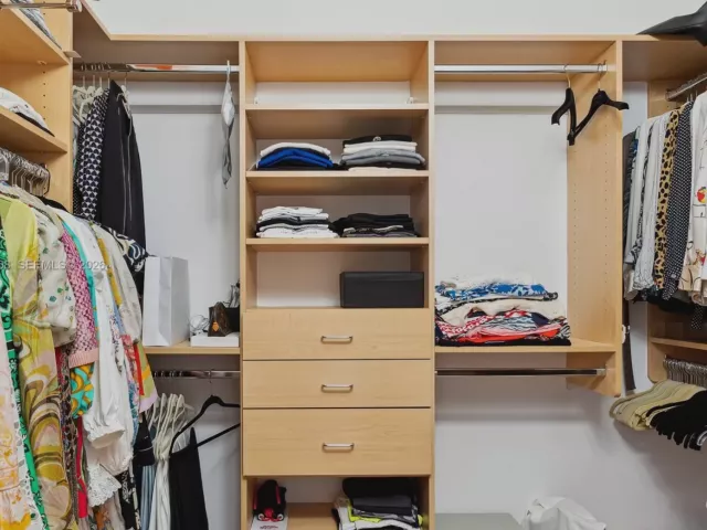 Продажа квартиры #2502 - фото 7511823