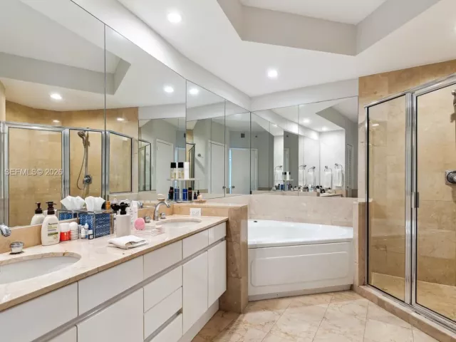 Продажа квартиры #2502 - фото 7511827