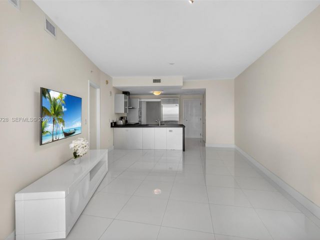 Продажа квартиры #2008 - фото 7496644