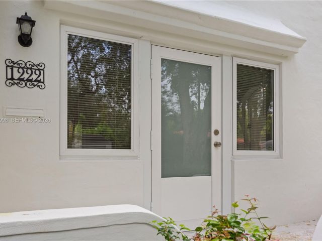 Дом в аренду по адресу 1222 Genoa St - фото 7470944