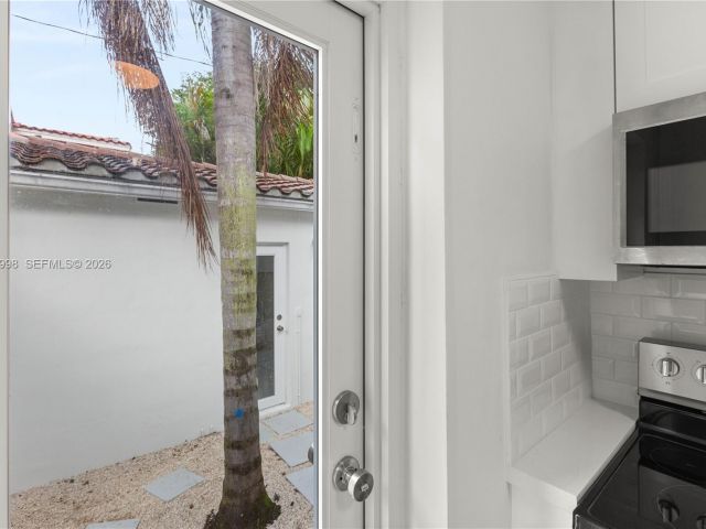 Дом в аренду по адресу 1222 Genoa St - фото 7470953