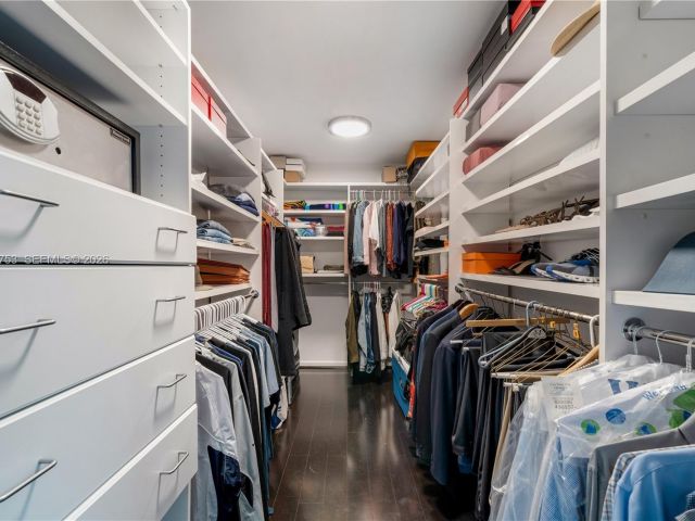 Продажа дома по адресу 1880 S Bayshore Dr - фото 7528362