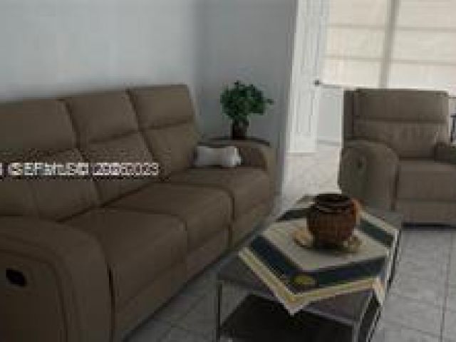 Дом в аренду по адресу 2631 Fillmore St - фото 7474358