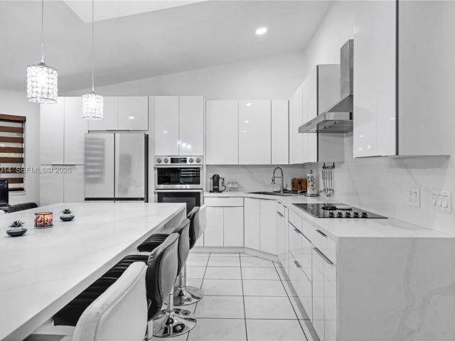 Продажа дома по адресу 20825 SW 242nd St - фото 7461141