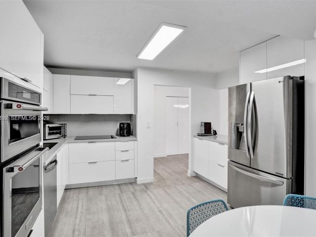 Продажа квартиры #1912 - фото 7501336