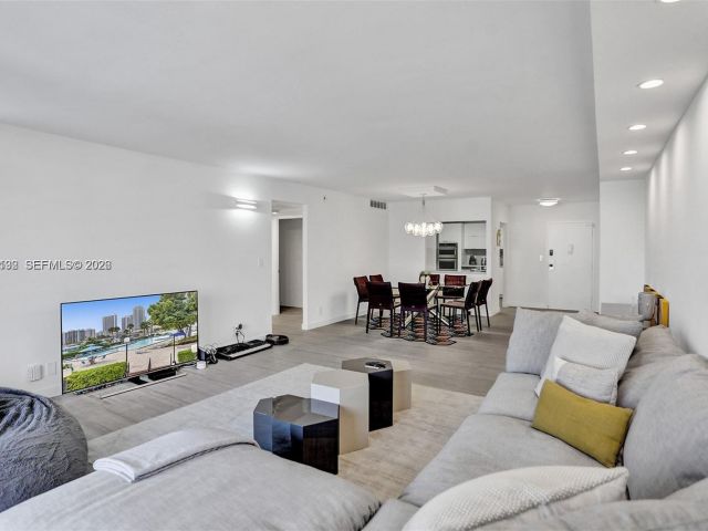 Продажа квартиры #1912 - фото 7501341