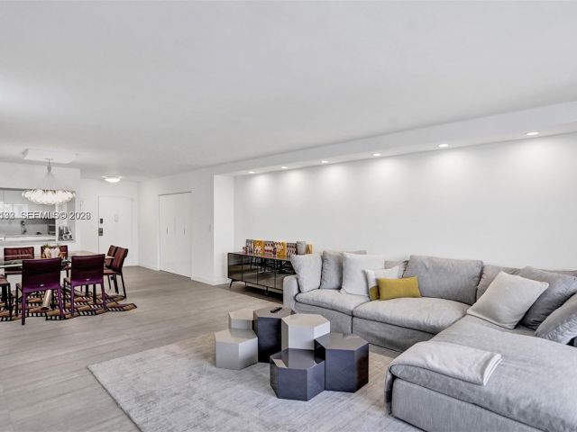 Продажа квартиры #1912 - фото 7501342