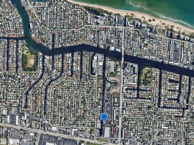 Дом в аренду по адресу 2533 NE 15th St - фото 7478314