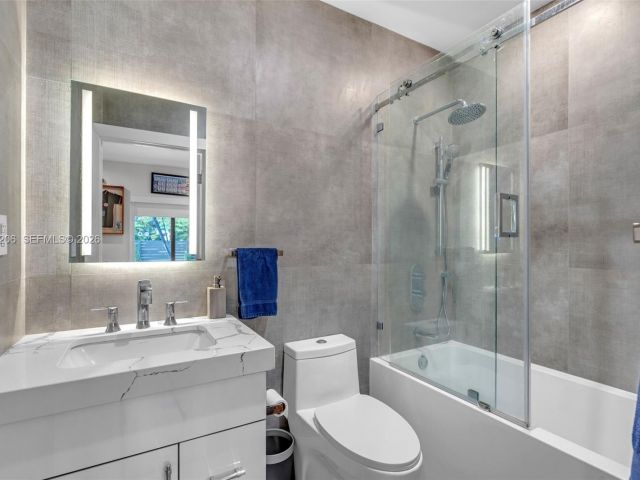 Продажа дома по адресу 6235 Alton Rd - фото 7468392