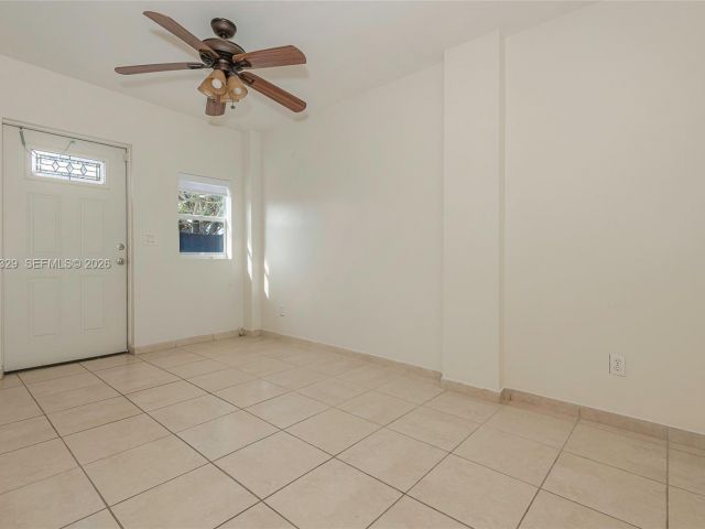 Продажа дома по адресу 5790 SW 148th Pl - фото 7517432