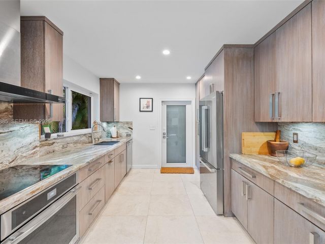 Продажа дома по адресу 4510 Ingraham Hwy - фото 7471349