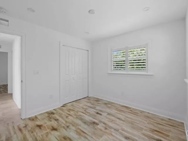 Продажа дома по адресу 3244 NW 25th Way - фото 9269065
