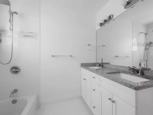 Продажа дома по адресу 3244 NW 25th Way - фото 9269066