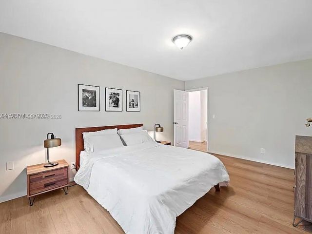 Дом в аренду по адресу 1480 SW 26th Ave - фото 7513113