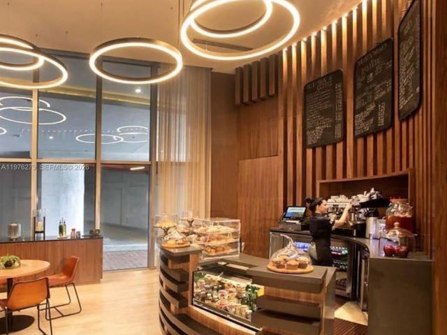 Продажа квартиры #3704 - фото 7512345