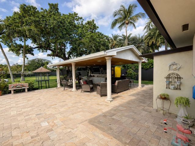 Продажа дома по адресу 3500 SW 128th Ave - фото 7493836