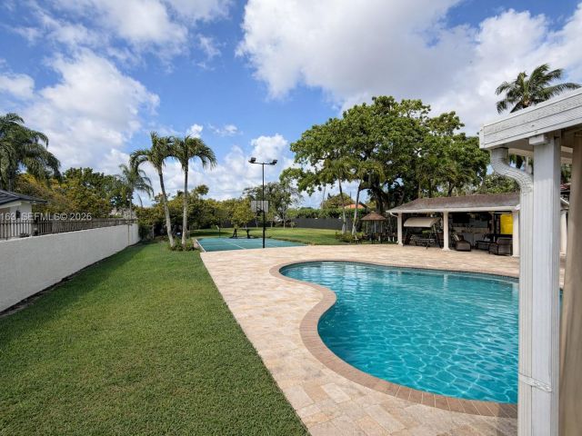 Продажа дома по адресу 3500 SW 128th Ave - фото 7493838