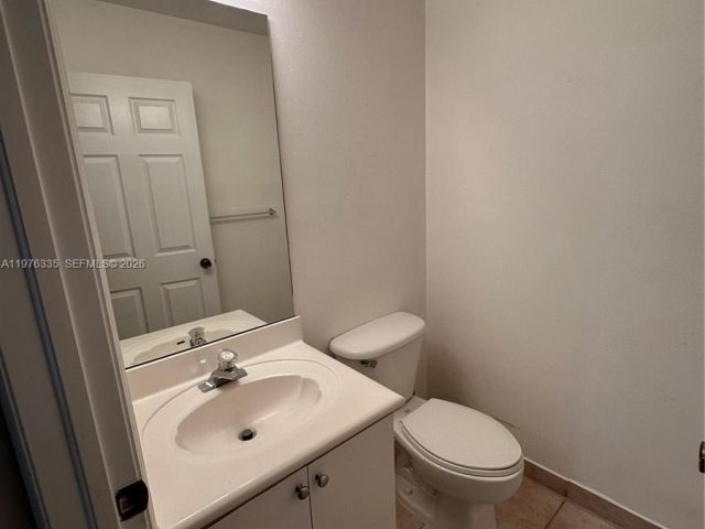 Дом в аренду по адресу 745 SW 107th Ave - фото 7455670