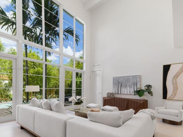 Продажа дома по адресу 505 Zamora Ave - фото 7524600