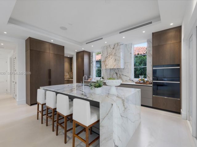 Продажа дома по адресу 505 Zamora Ave - фото 7524603