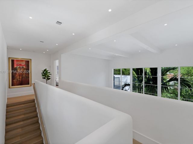 Продажа дома по адресу 505 Zamora Ave - фото 7524610