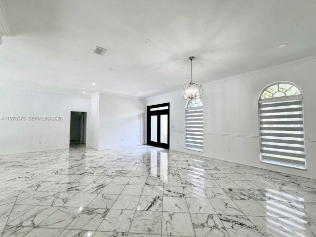 Дом в аренду по адресу 4934 NW 94th Doral Pl - фото 7533199