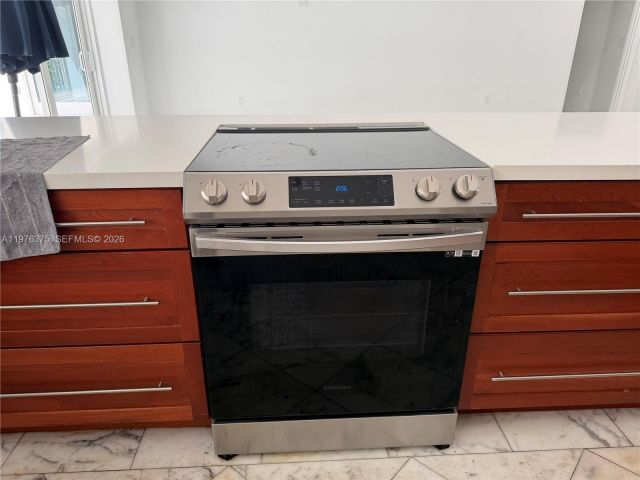 Дом в аренду по адресу 4934 NW 94th Doral Pl - фото 7533207