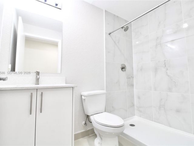 Дом в аренду по адресу 25875 SW 145th Ave - фото 7461074