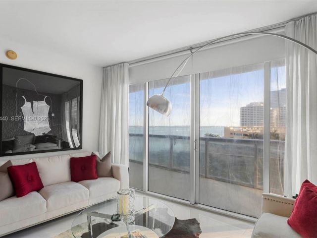 Продажа квартиры #805 - фото 7510972