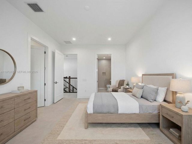 Дом в аренду по адресу 5718 Ashwood Cir W 5718 - фото 7528674