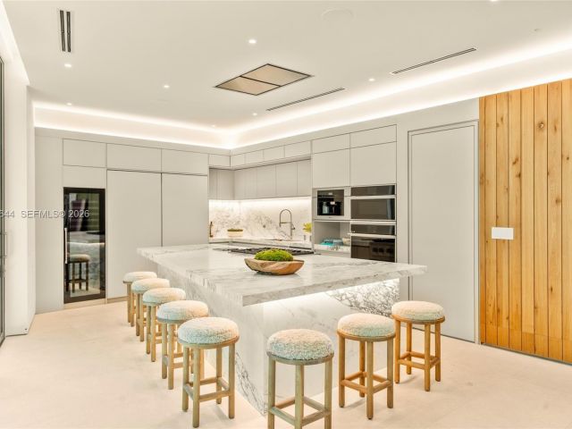 Продажа дома по адресу 1616 Onaway Dr - фото 7514963