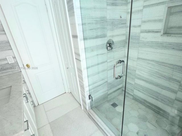 Дом в аренду по адресу 5920 Maynada St 5920 - фото 7471322