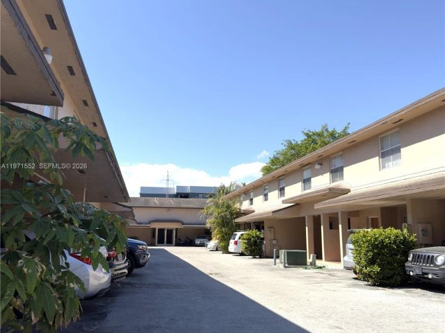 Дом в аренду по адресу 451 NE 136th St III314 - фото 7475216