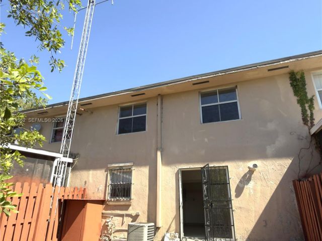 Дом в аренду по адресу 451 NE 136th St III314 - фото 7475221