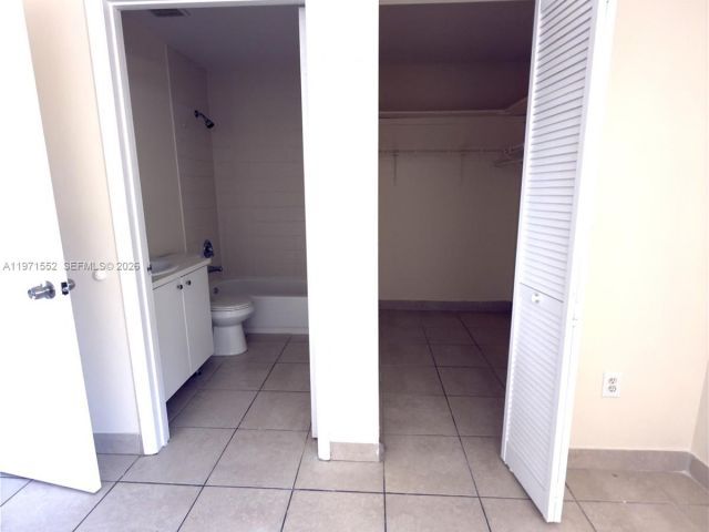 Дом в аренду по адресу 451 NE 136th St III314 - фото 7475226