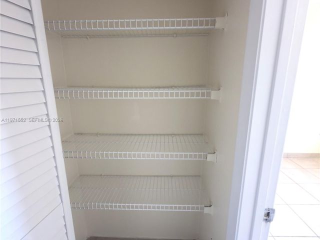 Дом в аренду по адресу 451 NE 136th St III314 - фото 7475231