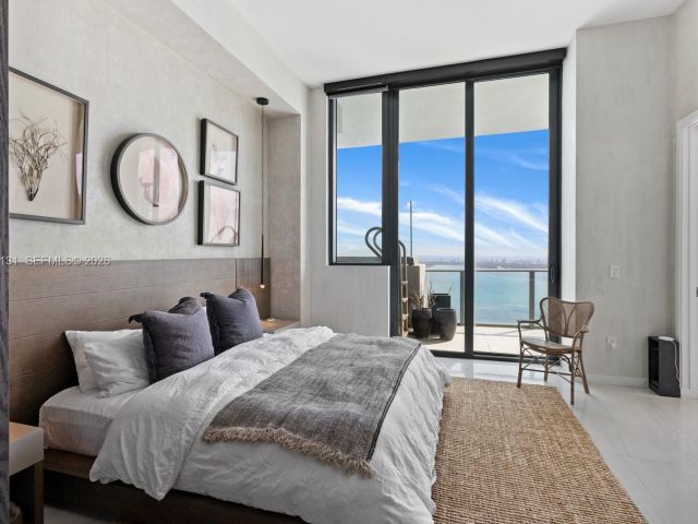 Квартира в аренду номерPH5001 - фото 7494534