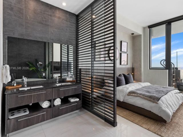 Квартира в аренду номерPH5001 - фото 7494536