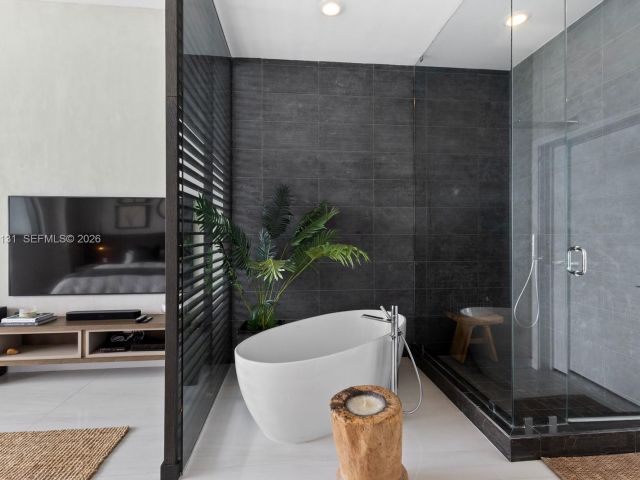 Квартира в аренду номерPH5001 - фото 7494537