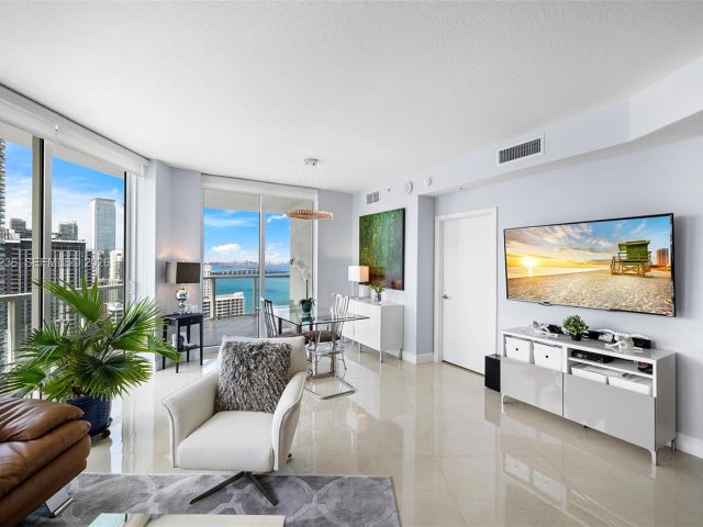 Продажа квартиры #2512 - фото 7513709