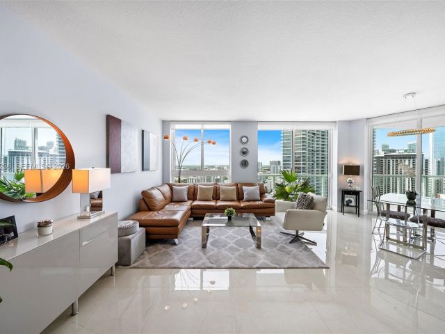 Продажа квартиры #2512 - фото 7513710