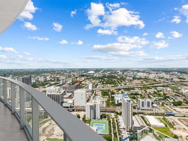 Квартира в аренду номерPH 5402 - фото 7488073